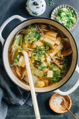   Lishui-Style Tofu Soup: Onko Silkkisen Pehmeä ja Aromikas Soijatuote Todellista Herkkua?