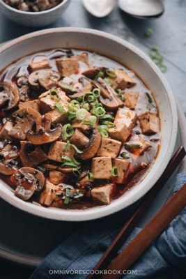  Tofu Mapok (Mapo Tofu) – Tuleva Mausturmio ja Silkkisen Pehmeä Rakenne!